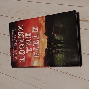 3/$13 Losing The Field By Abbi Glines Young Adult Teen Novel Fiction Book